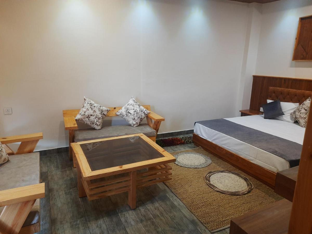 Trimounts-A Boutique Hotel & Wellnes Center In Tirthan Valley Banjār Extérieur photo